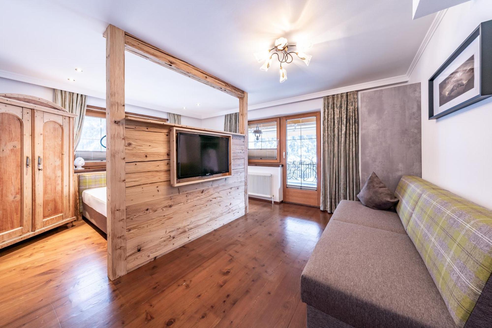 Landhaus Seiringer Apartments Finkenberg Dış mekan fotoğraf